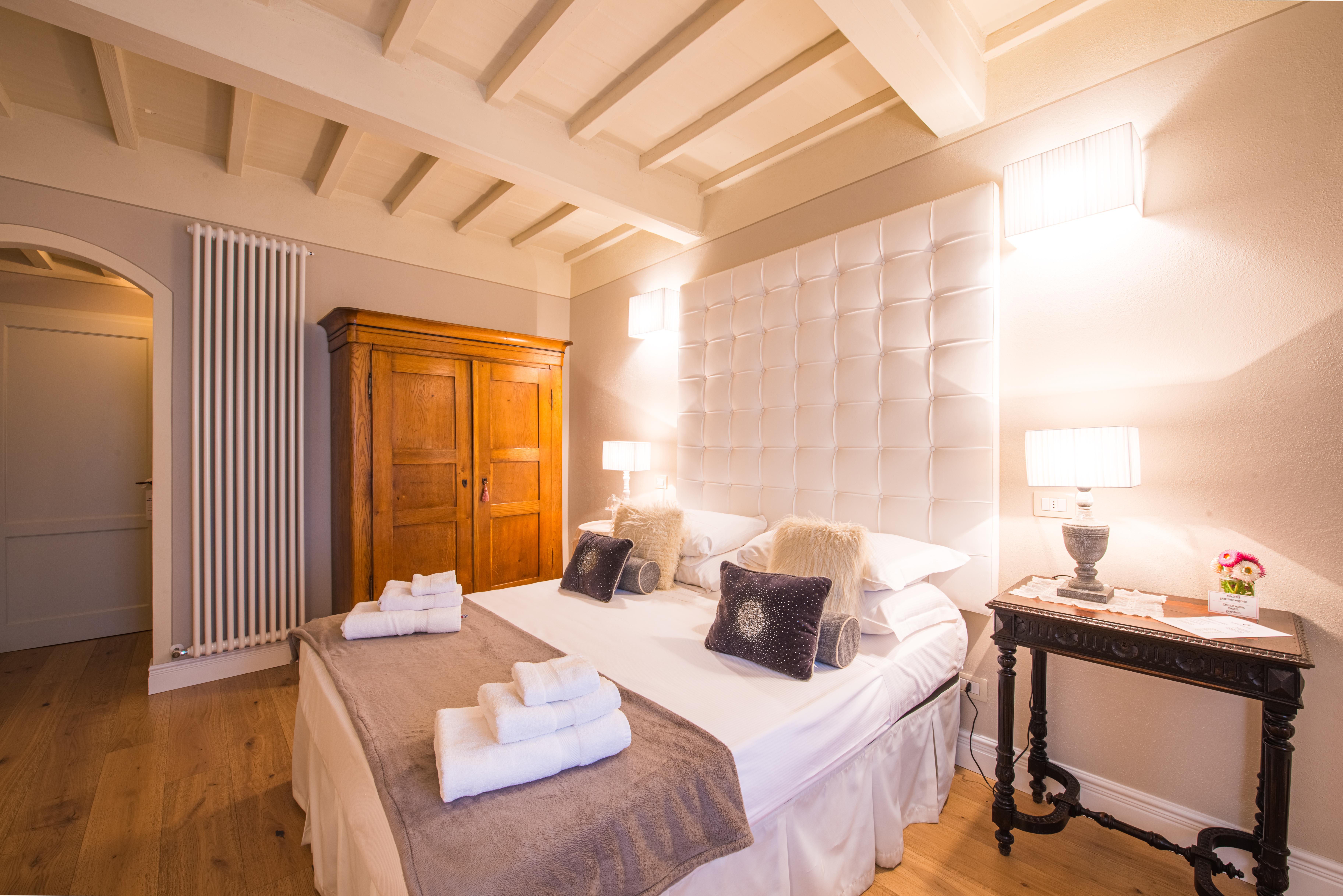 อิล จาร์ดิโน เซเกรโต Bed & Breakfast ซันกีรีโกดอร์เชีย ภายนอก รูปภาพ