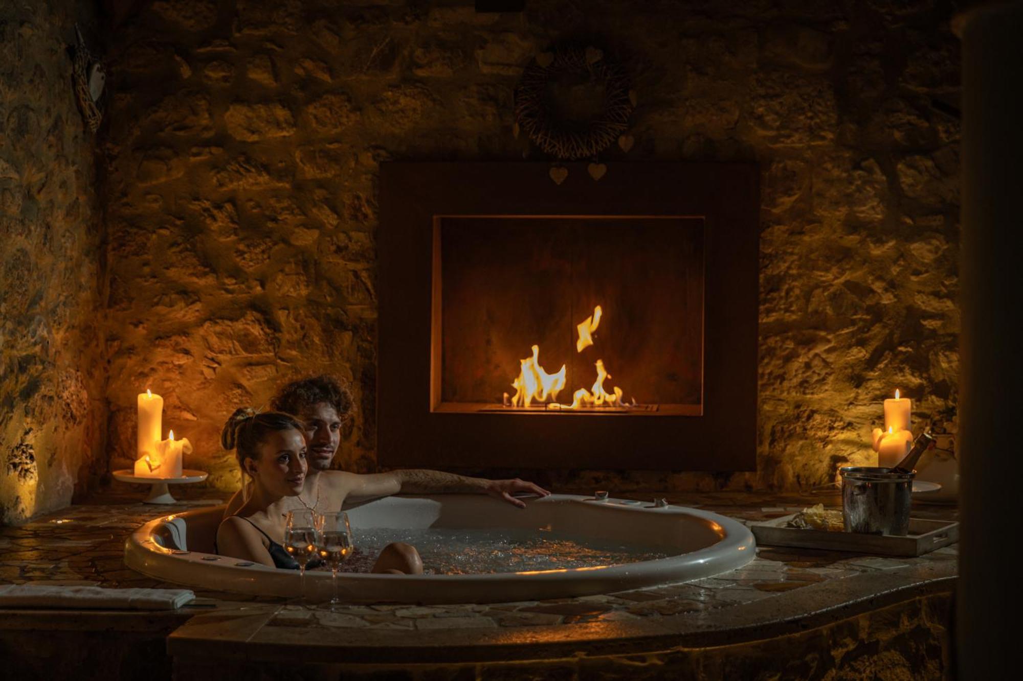 อิล จาร์ดิโน เซเกรโต Bed & Breakfast ซันกีรีโกดอร์เชีย ภายนอก รูปภาพ